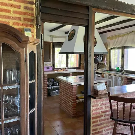 Robles 5 Estrellas De Calidad * Colmenar de Montemayor