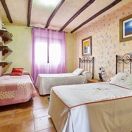 Robles 5 Estrellas De Calidad Colmenar de Montemayor