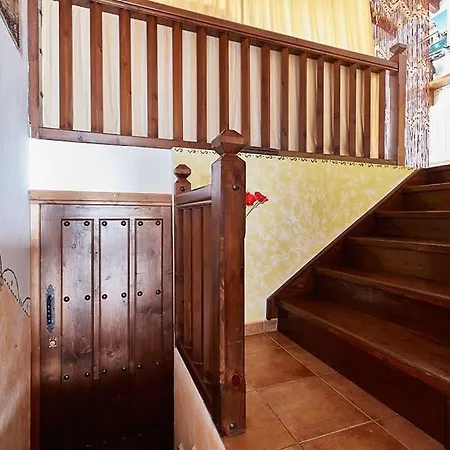 Robles 5 Estrellas De Calidad Holiday home Colmenar de Montemayor