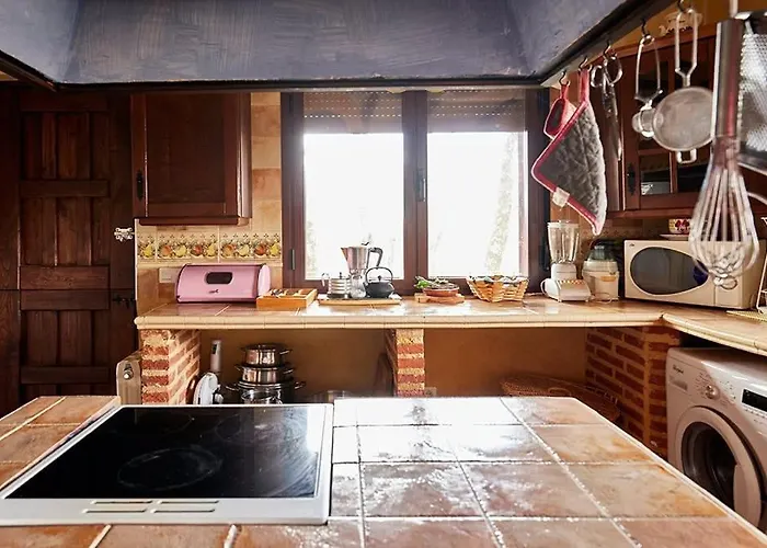 Robles 5 Estrellas De Calidad * Colmenar de Montemayor